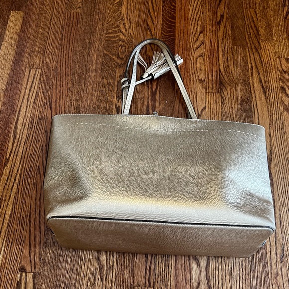 Tory Burch McGraw Tote Metallic Gold - Picture 3 of 13